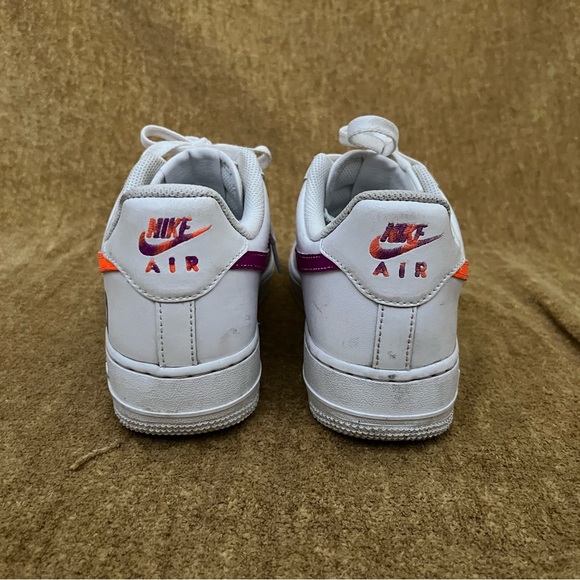 Nike Air Force 1s (White) custom painted Astro World (Travis Scott) - Picture 4 of 5